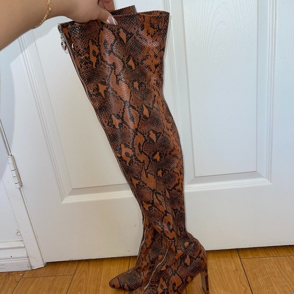 Brown Snake Front Zip Up Thigh High Boots Thigh High Vegan Size 8 - Picture 9 of 10